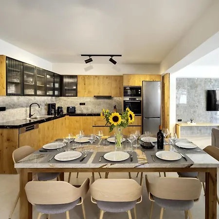 Atlantis Homes, By Hellocrete Rethymno (Crete)