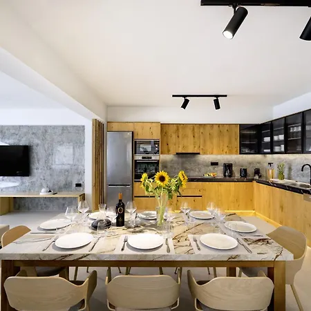 Holiday home Atlantis Homes, By Hellocrete